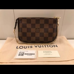 Louis Vuitton Mini Pochette NEW!!!!